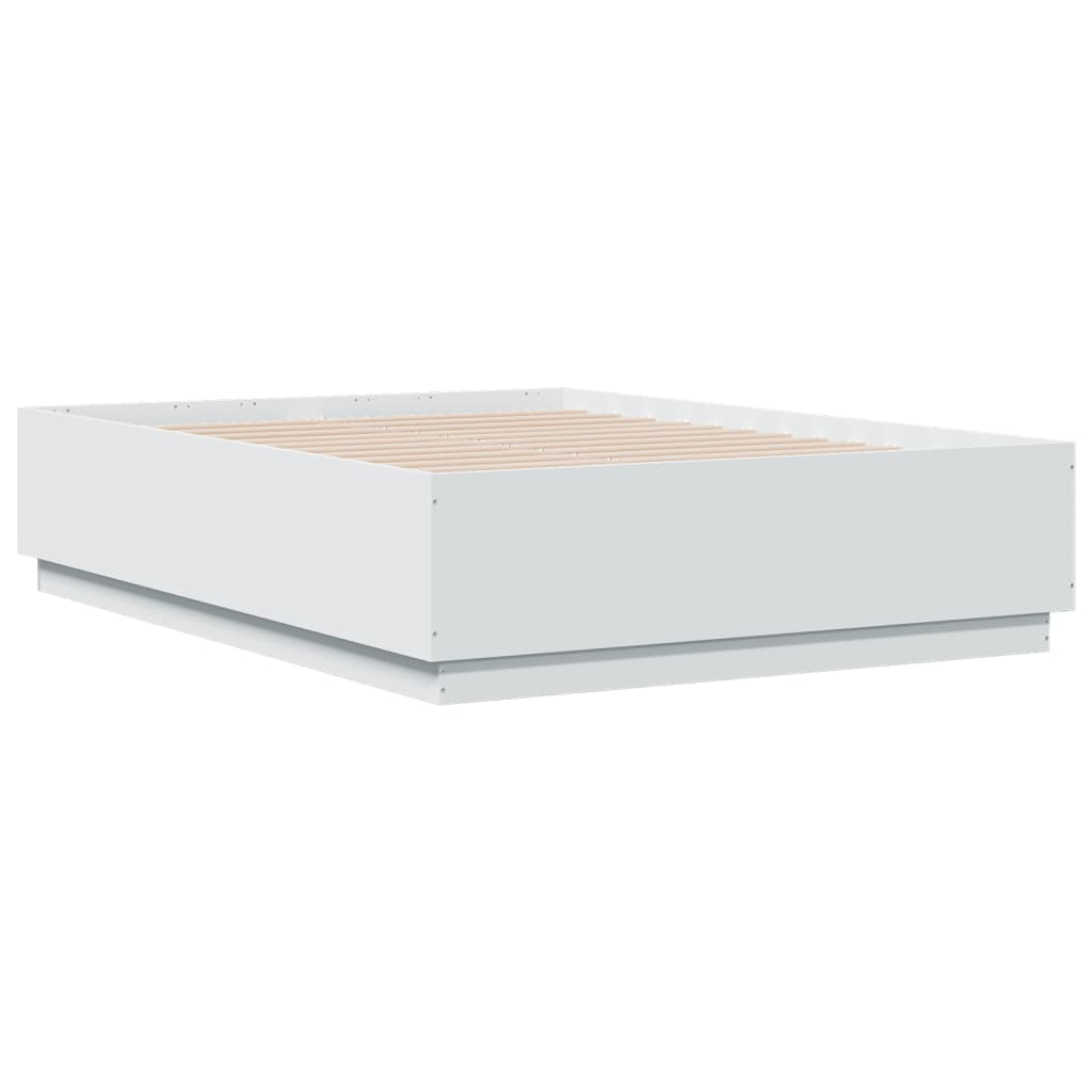 Sengeramme hvit 135x190 cm konstruert tre