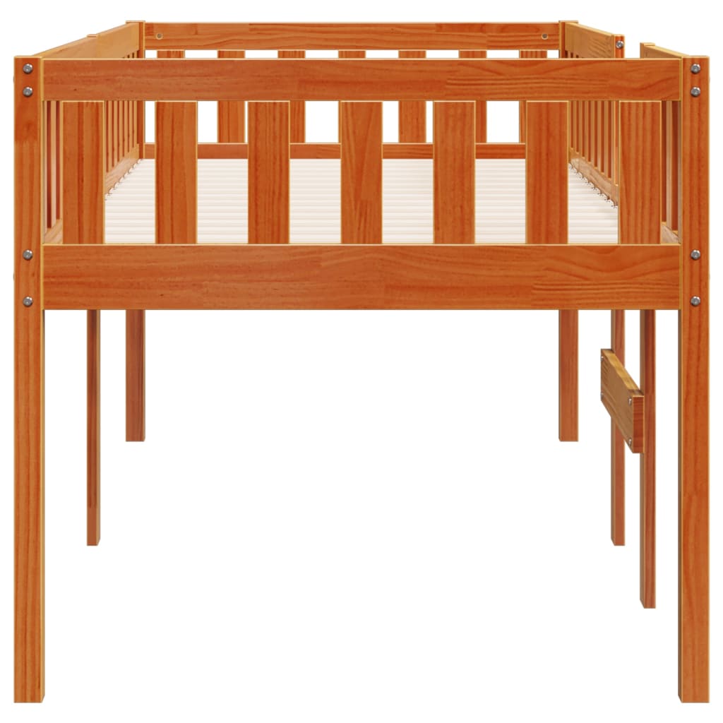 Barneseng med madrass voksbrun 90x200 cm heltre furu