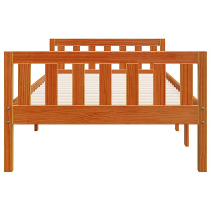 Barneseng med madrass voksbrun 90x200 cm heltre furu
