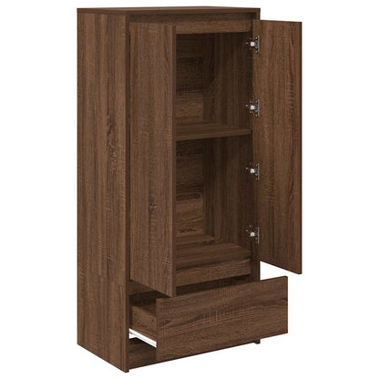 Skap med skuff brun eik 55,5x34x119,5 cm konstruert tre
